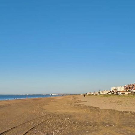 Piso De 3 Habitaciones En El Centro De Punta Umbria Recien Renovado! المظهر الخارجي الصورة